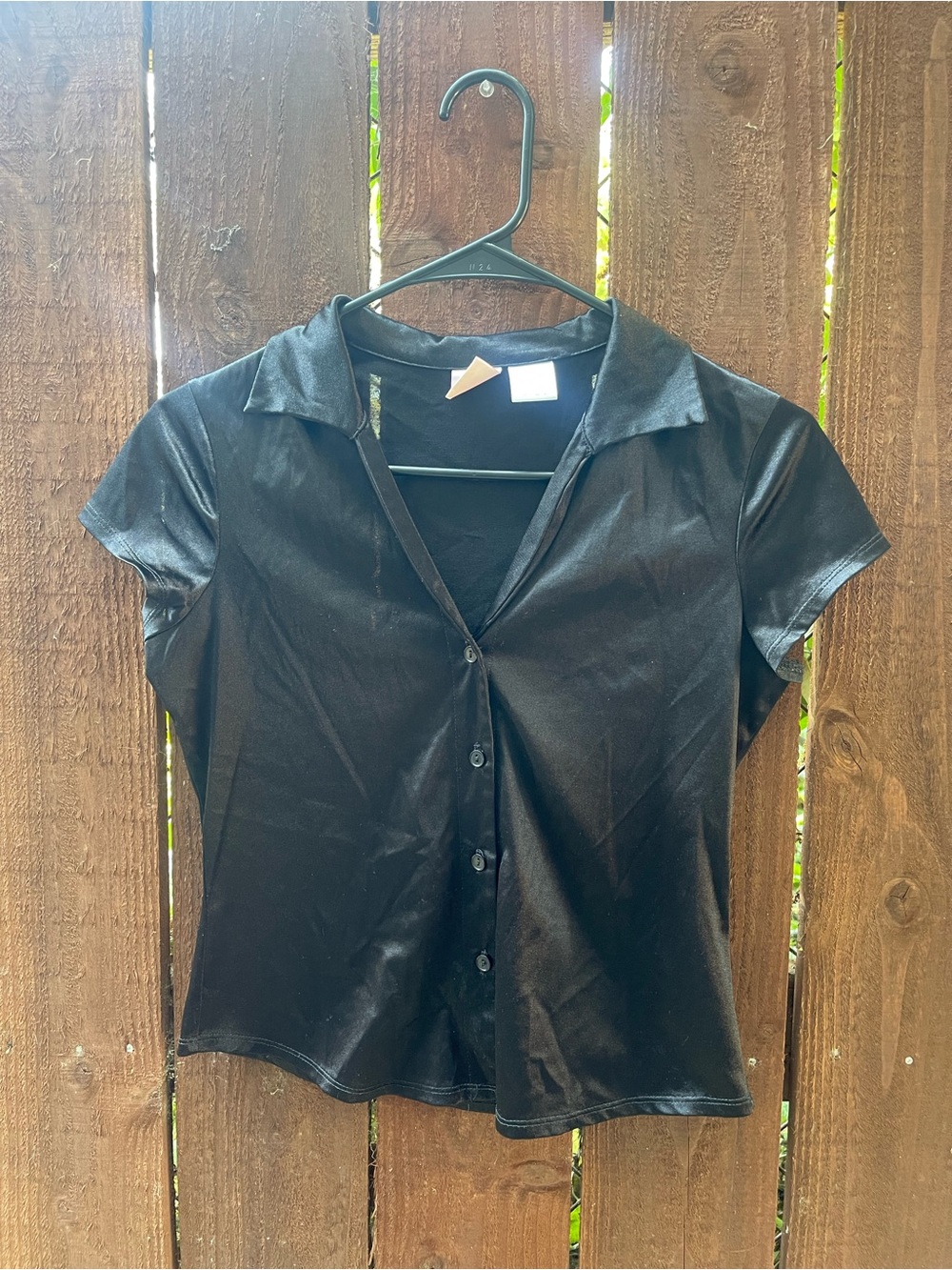 xhileration Black Satin Sleek Modern Button Down Cap Sleeve Night Out Top Sz S